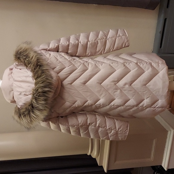 MARC NEW YORK Faix Fur Trim Chevron Quilted Down Coat - Picture 11 of 16